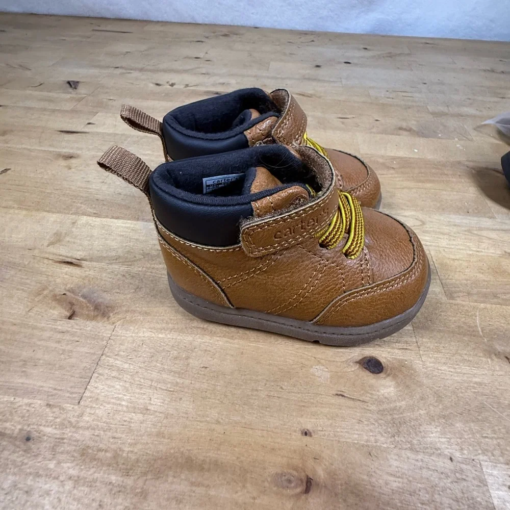 Carters Baby Boots Toddler Brown Faux Leather Boots Size 2.5 infant